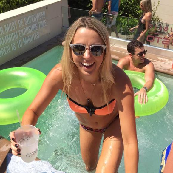 Meet your Posher, Michelle - Picture 1 of 1